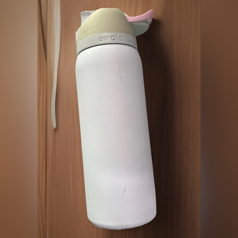 Owala Lavander Stainless Steel Water Bottle Pastel Pink & Mint Lid 40 oz